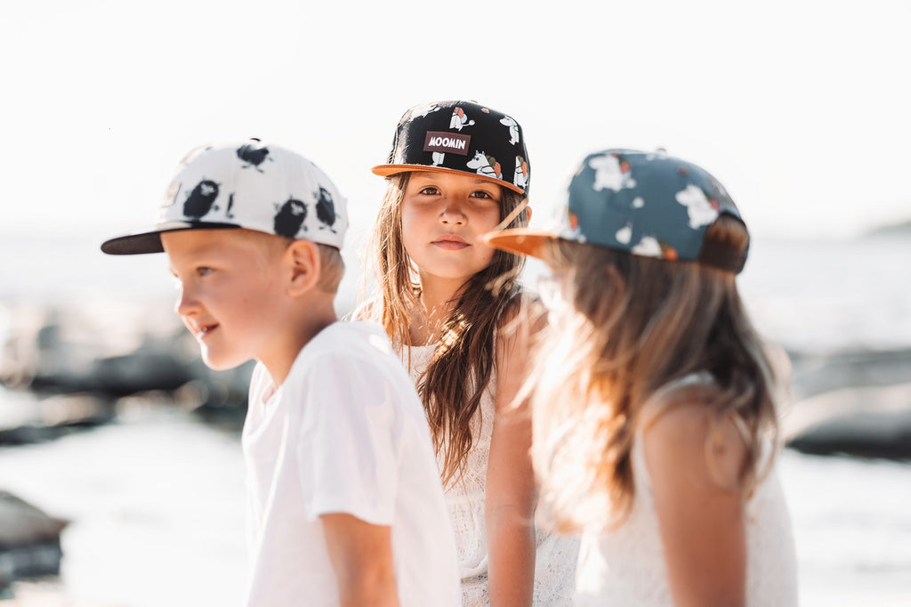 ムーミン アドベンチャー フラット バイザー キッズ キャップ